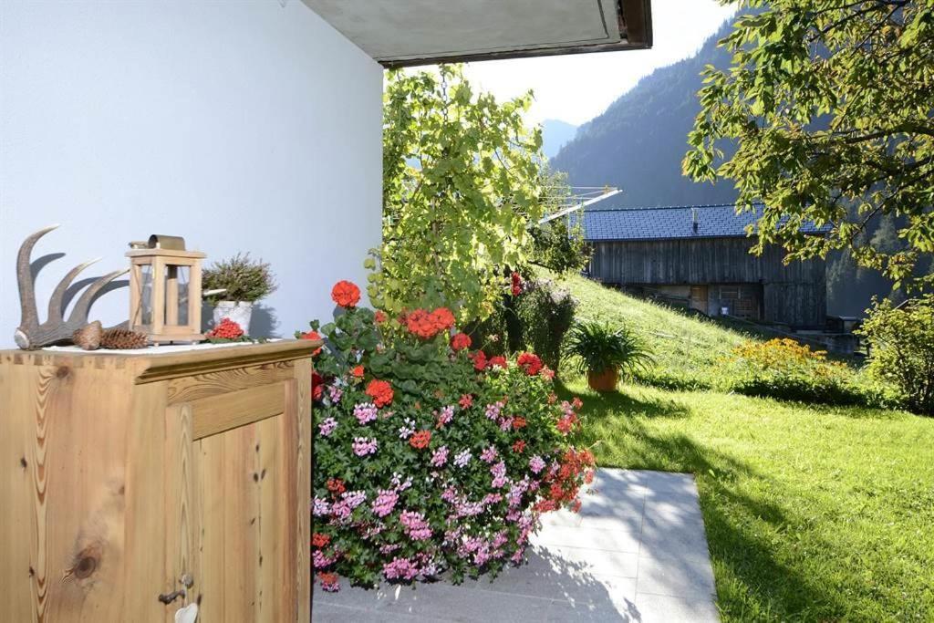 Appartamento Haus Saler Silbertal Esterno foto